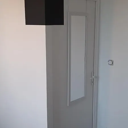 Colocation Maison - Pres De Lyon *